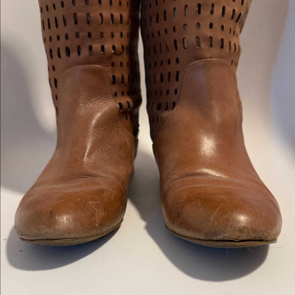Banana Republic tan tall knee-high leather boots 7 - Picture 3 of 16